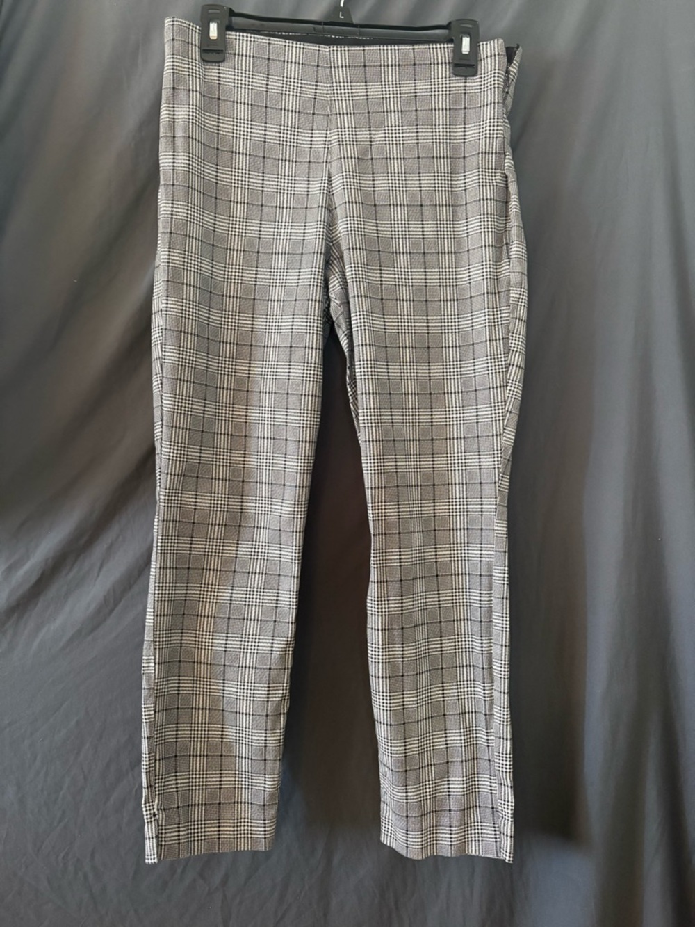 Old Navy Gray & Black Glen Plaid Skinny Pants